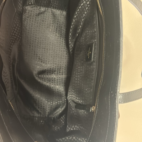 Kate Spade New York Zippered Tote Bag Leather Handbag Purse in Pebbled Black - Picture 4 of 10